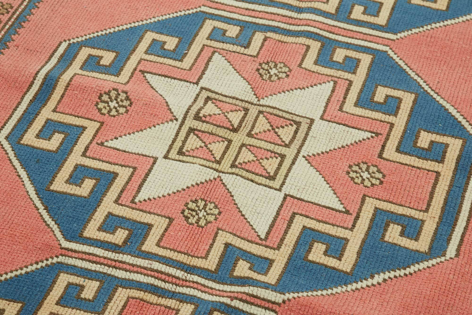 Turkish Vintage Anatolian Rug 143 cm x 239 cm