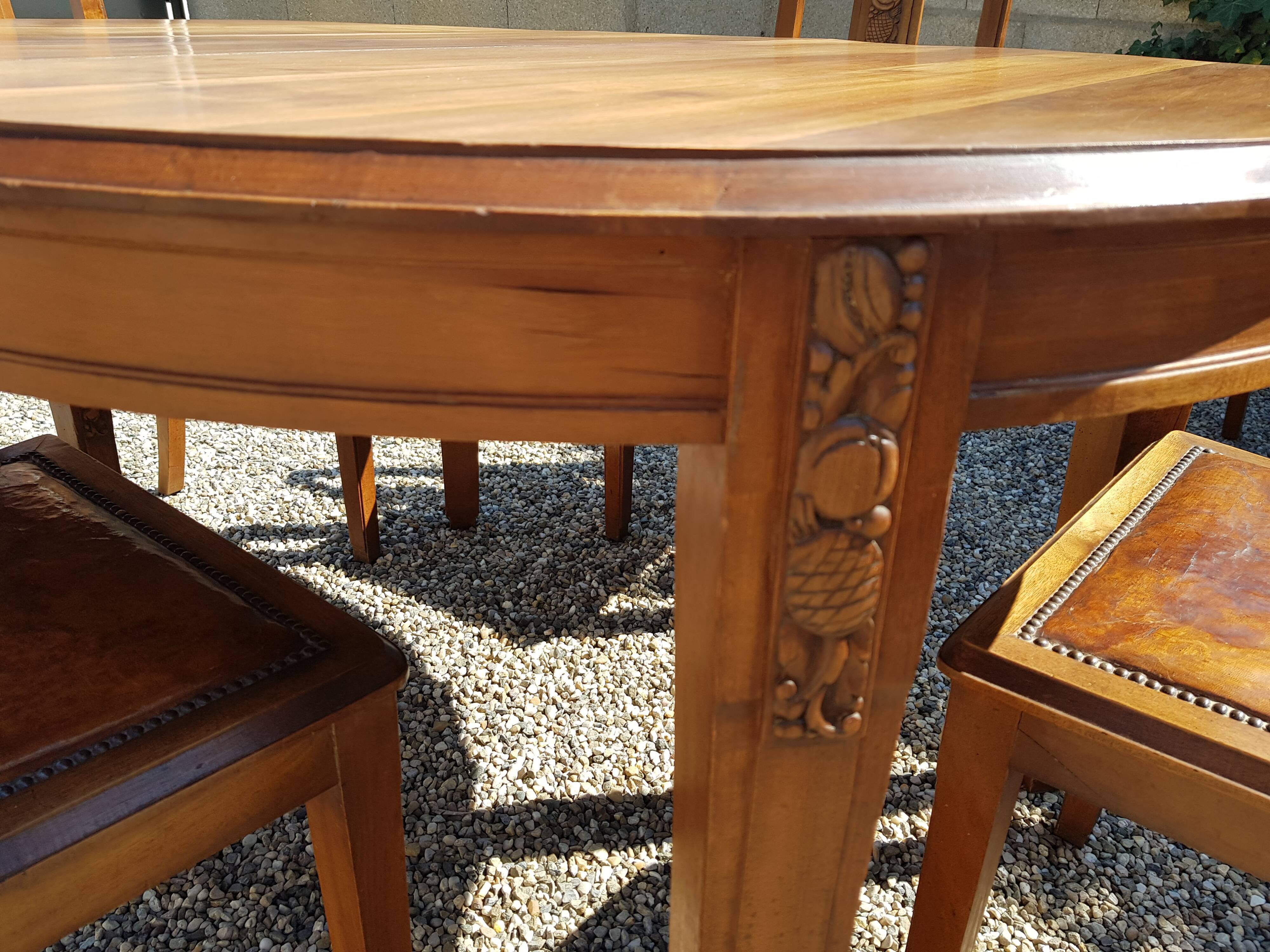 Art deco table and chairs