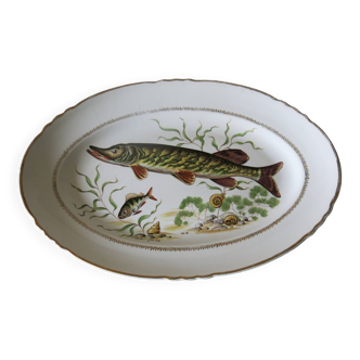 Moulin des loups serving dish in good condition.