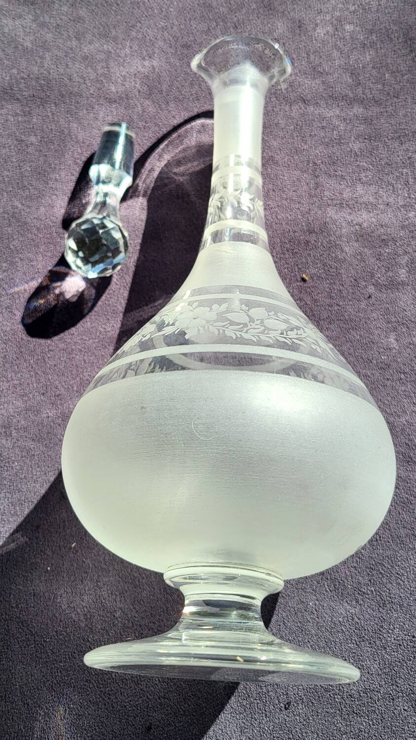 19th century muslin glass carafe