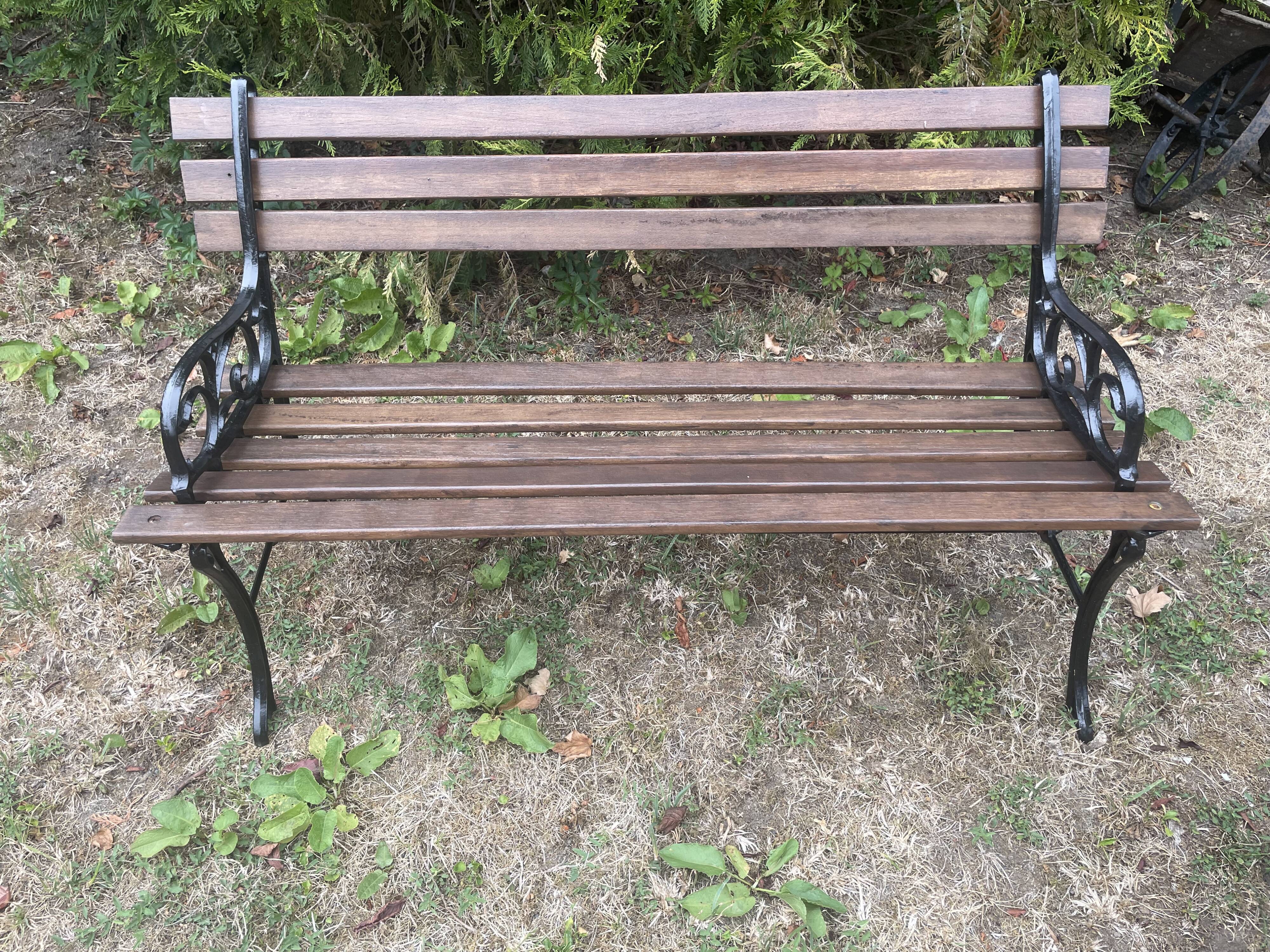 Garden bench