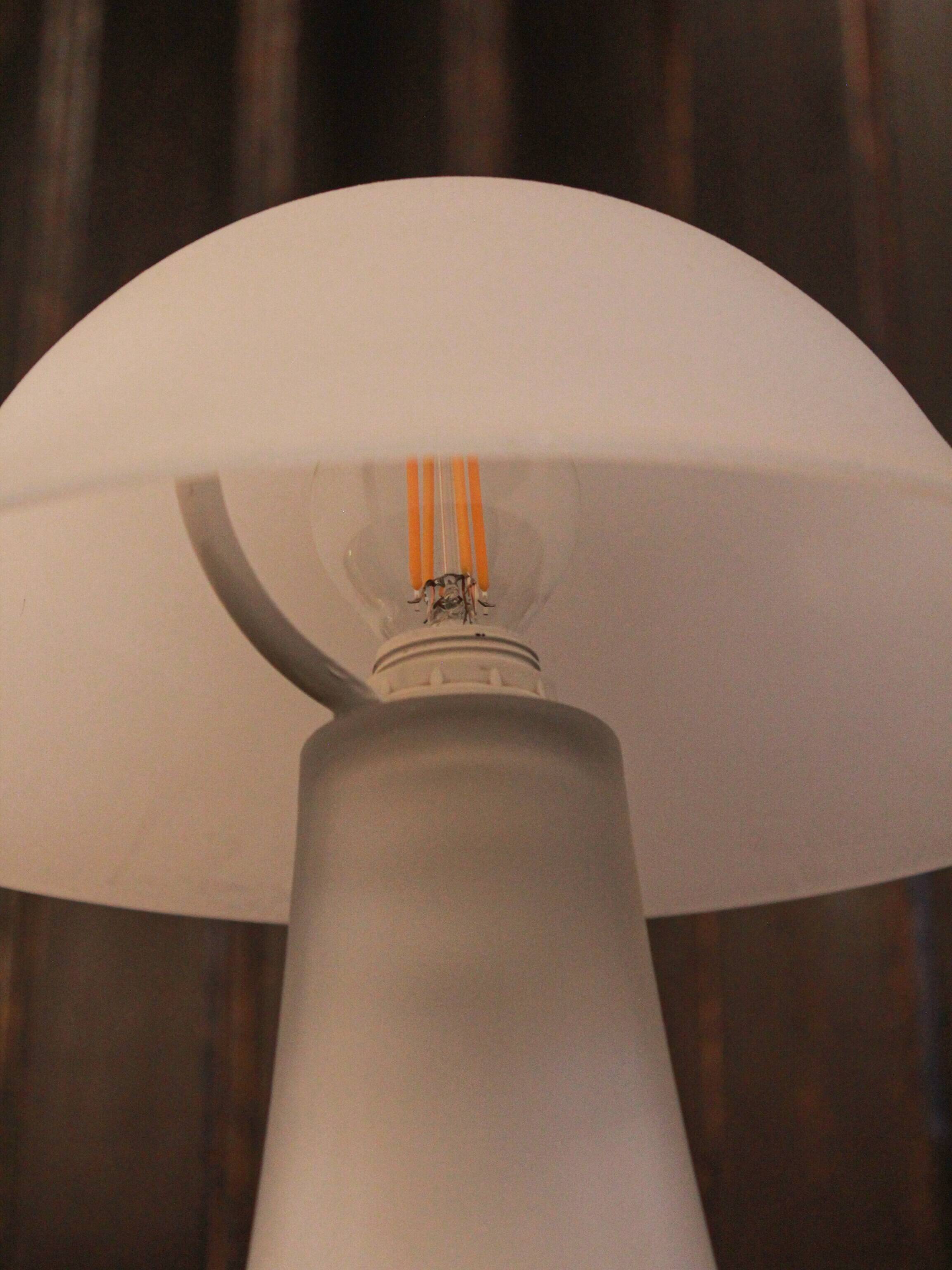 1970s Italian Murano lamp in white glass