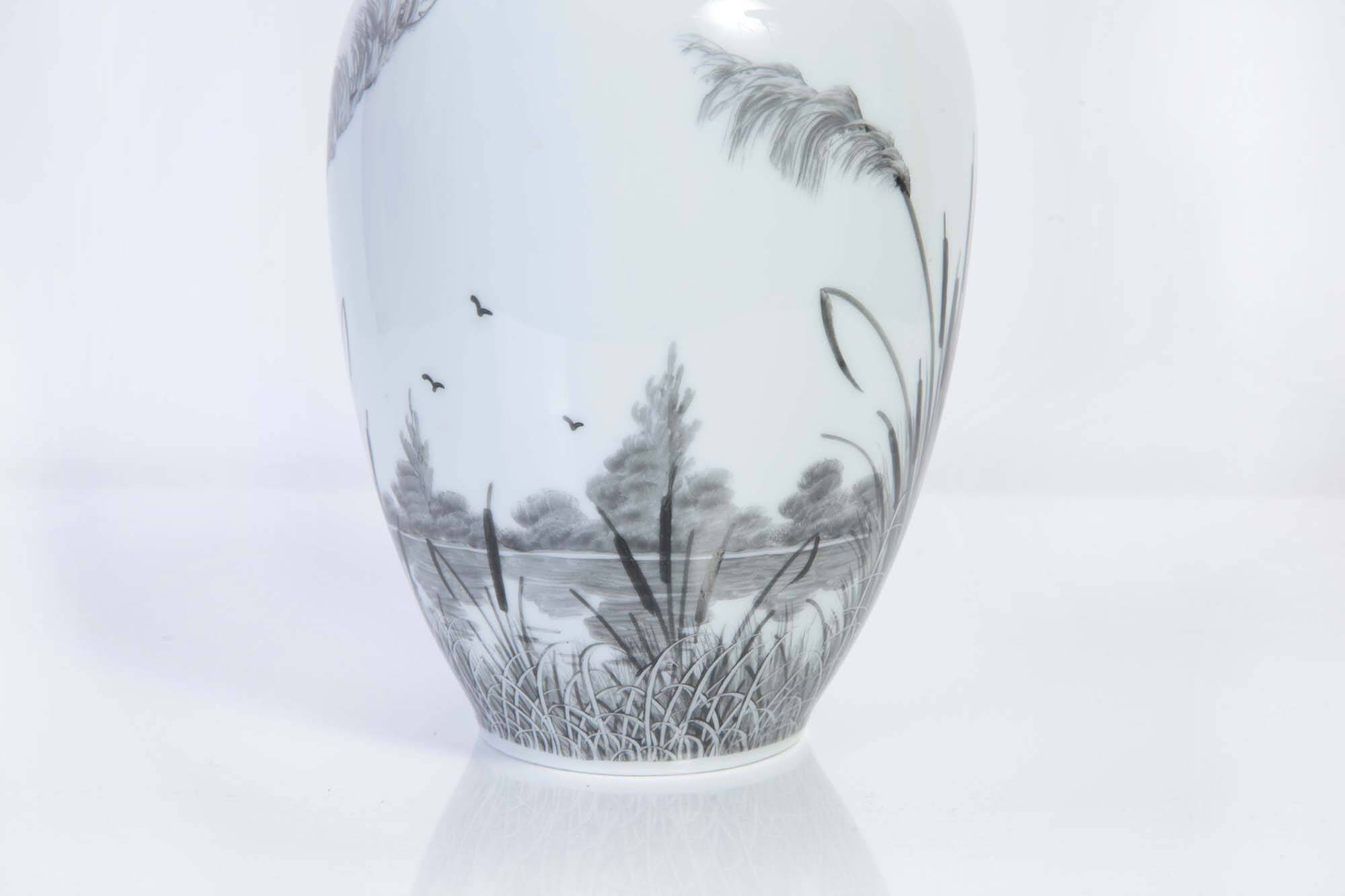 Beautiful vase signed Limoges – Decor C. Meliét – Vintage