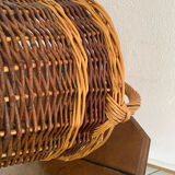 Round two-tone wicker basket from the 80s.