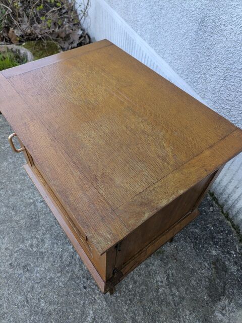 Vintage bedside table, tapered legs