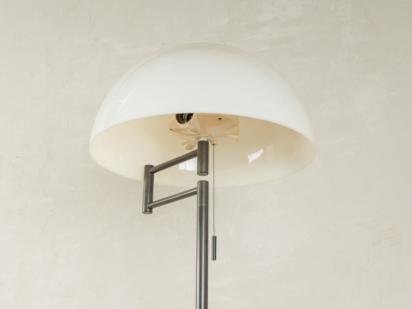 Floor lamp Schwenkomat Swisslamps