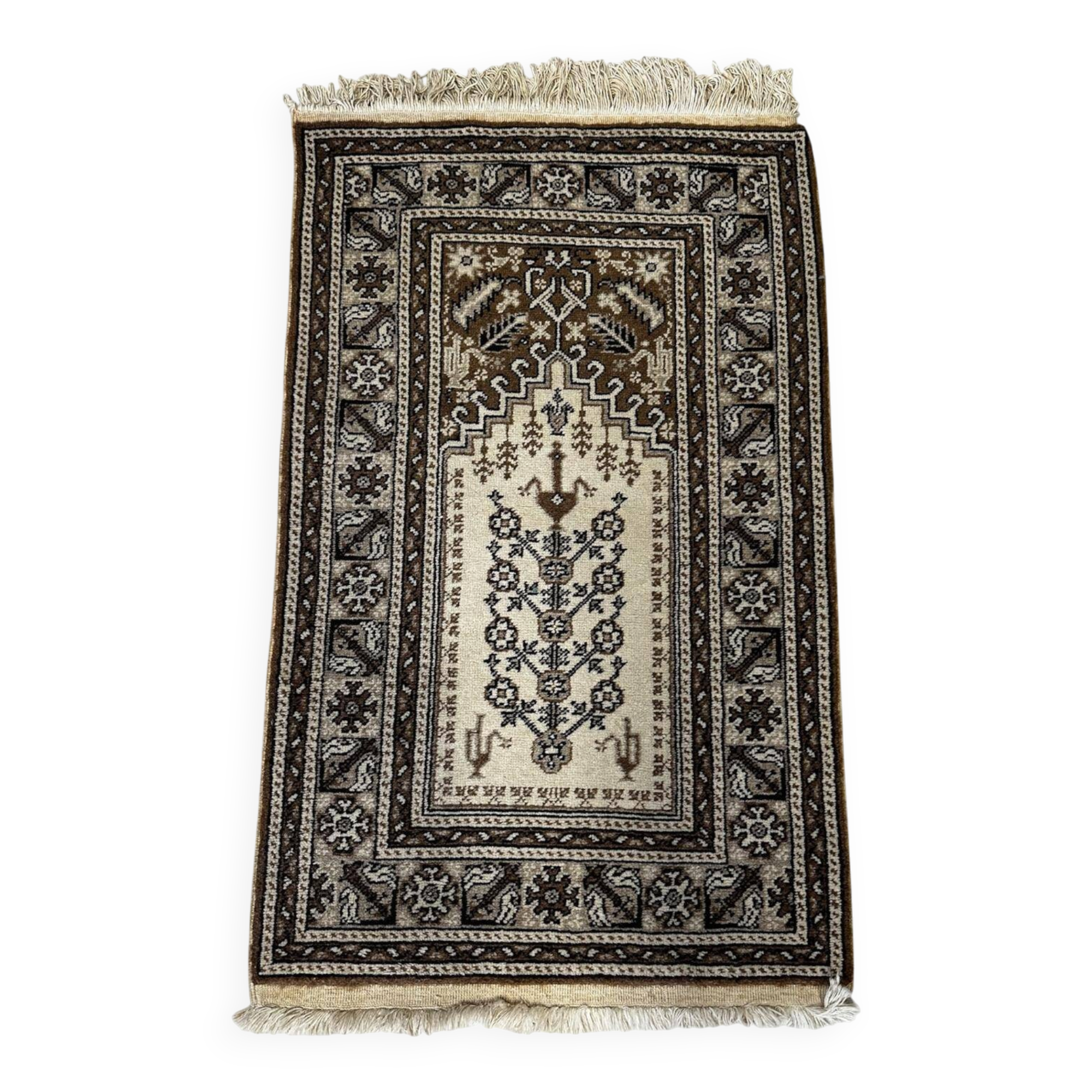 Tapis turc fait à la main