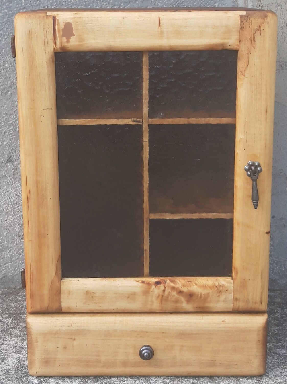 Medicine cabinet 50s