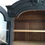 Black and wood showcase