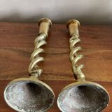 Duo de bougeoirs torsadés en laiton