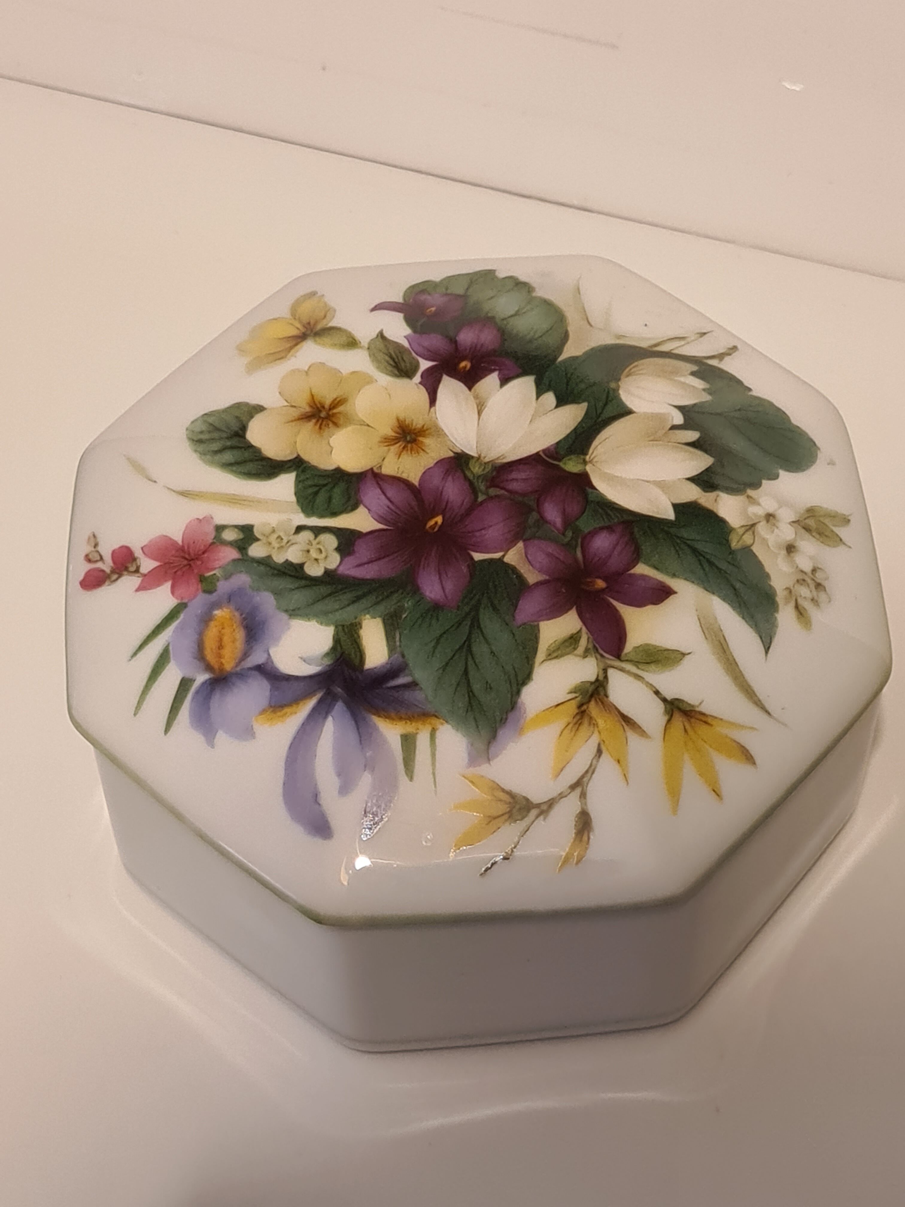 CNP porcelain candy maker France floral decoration