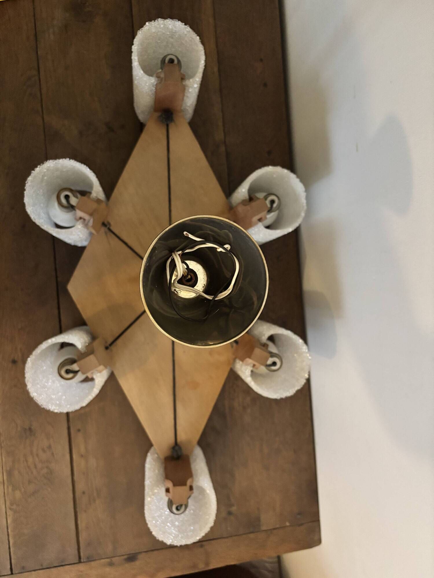 Vintage Scandinavian chandelier 6 lights – Wood and frosted Perspex – 1960s/70s