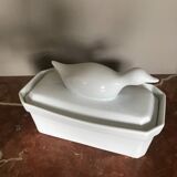 Très jolie terrine oie en porcelaine fine