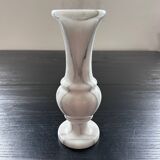 Vase en marbre blanc