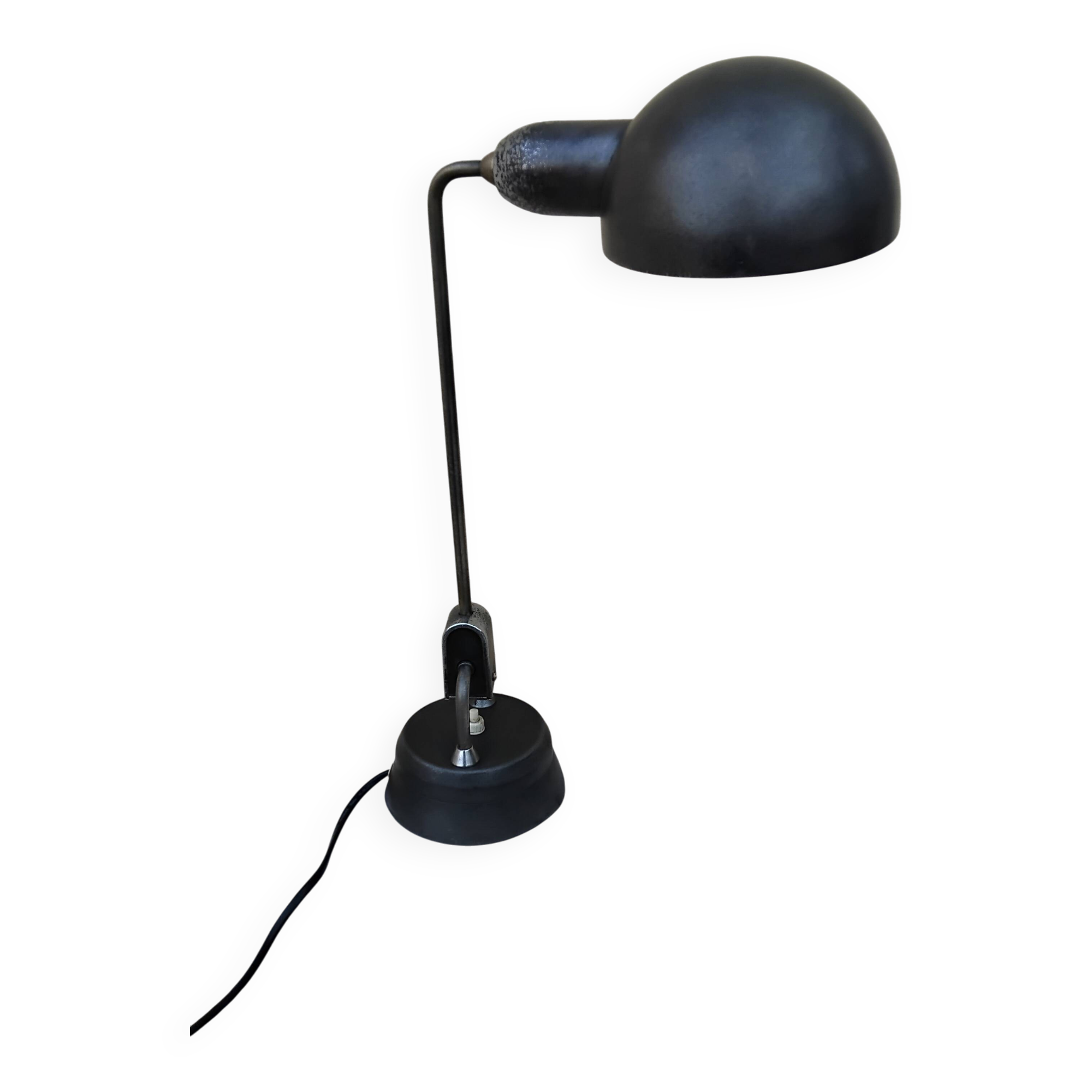 Jumo 600 lamp designed by Charlotte Perriand, workshop trade