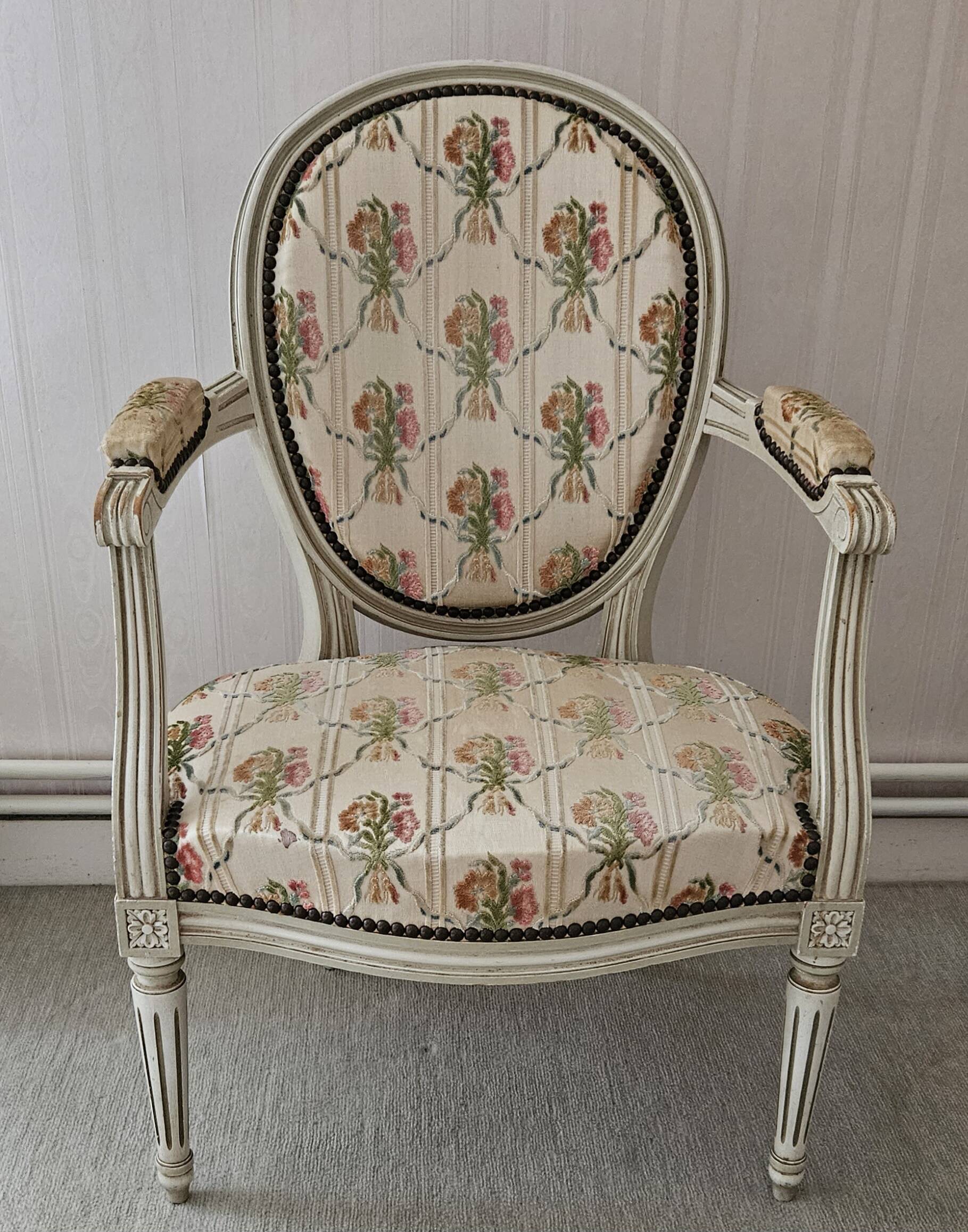 Pair of armchairs