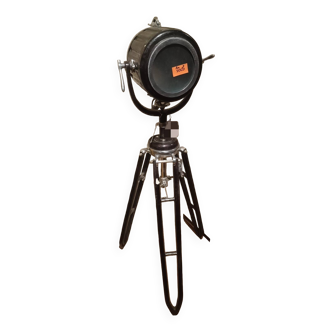 Industrial tripod lamp, old projector style, black finish