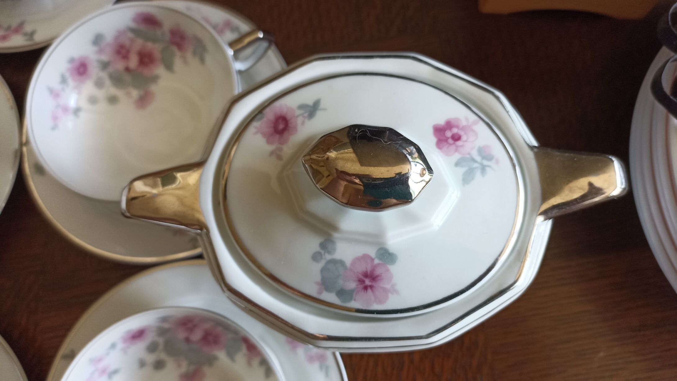 Tea set part by André Giraud - Limoges porcelain