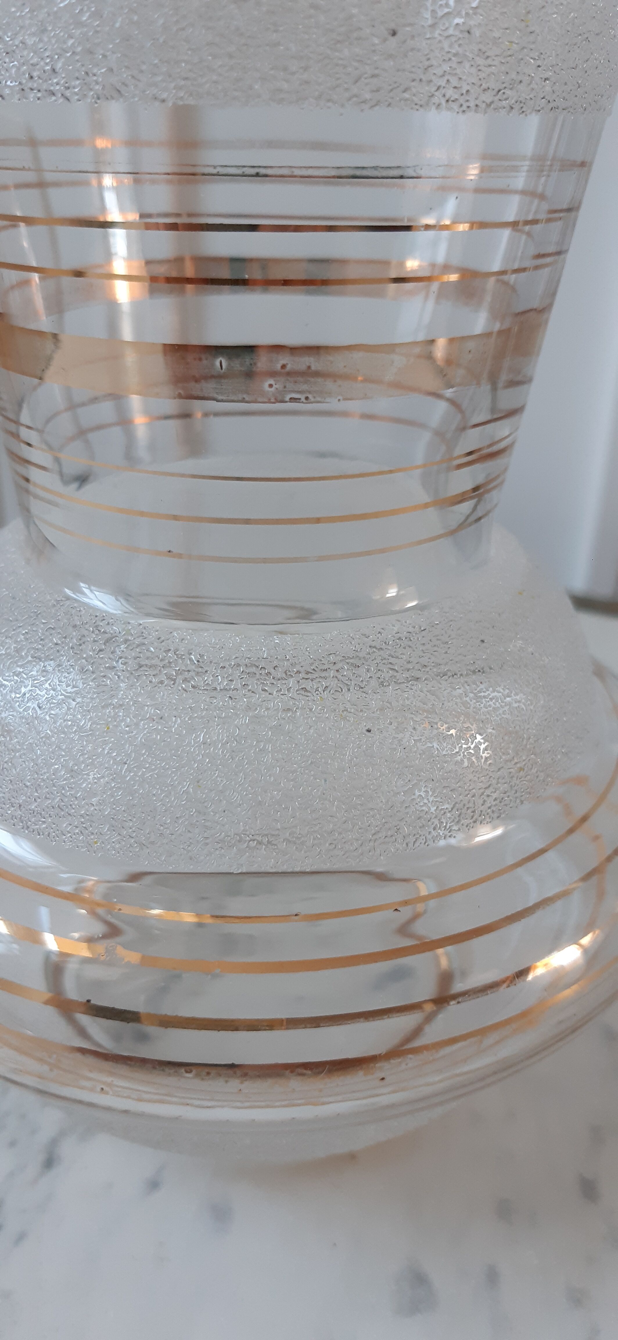 Granite vase gilded bordered years 50-60