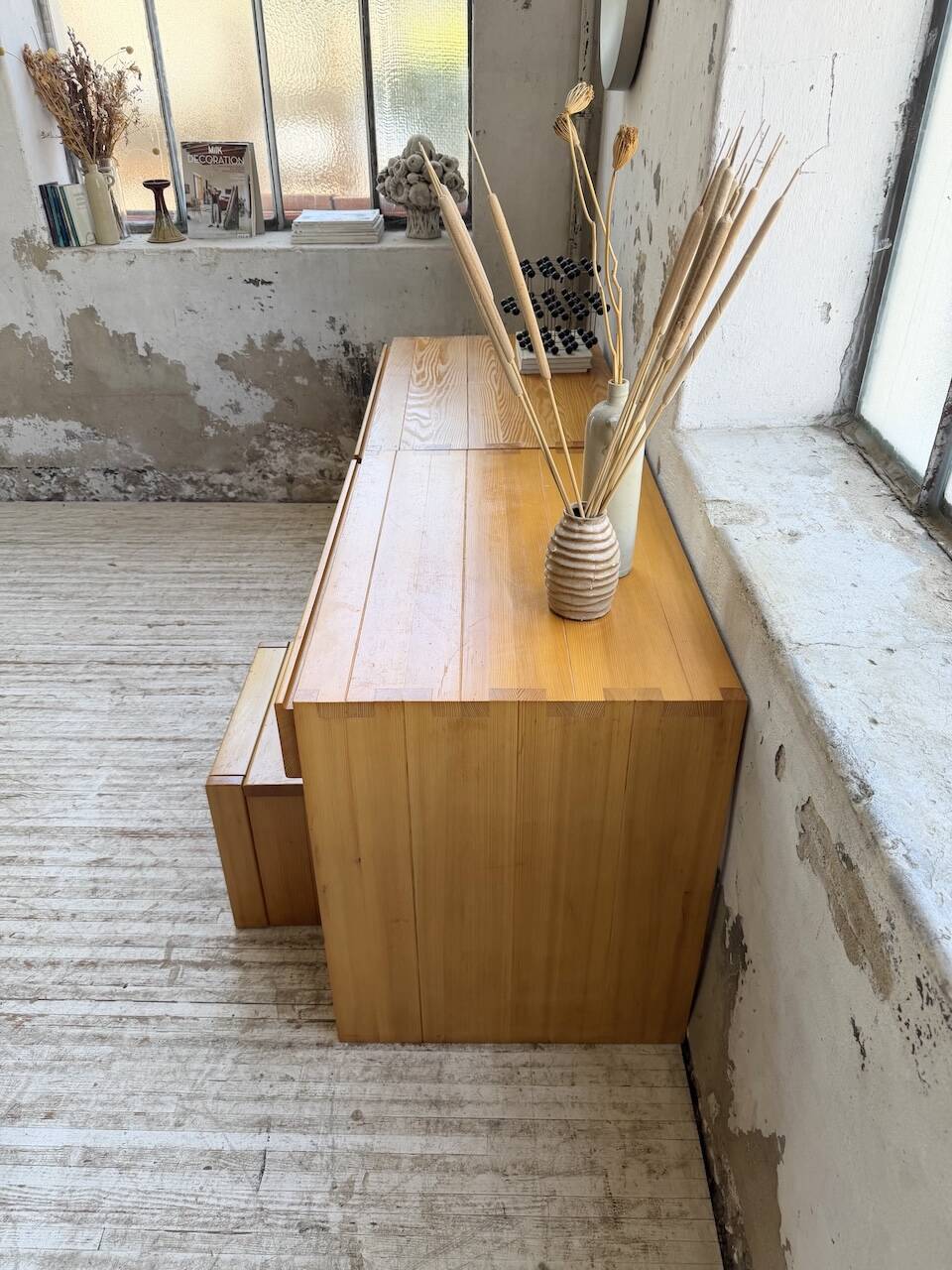 Bureau + commode + tabouret pin Maison Regain Savoie