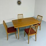 Extendable dining table in solid beech, Scandinavian design from the 70s