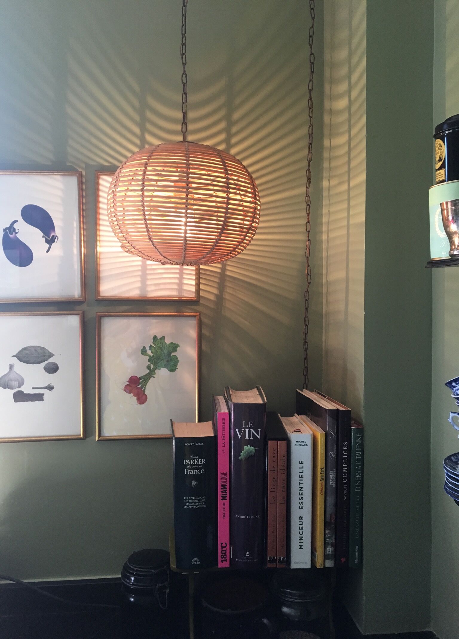 Table lamp or walker