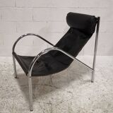 Pair of "Omega" armchairs, chrome-plated metal and leather, Habitat vintage 1980