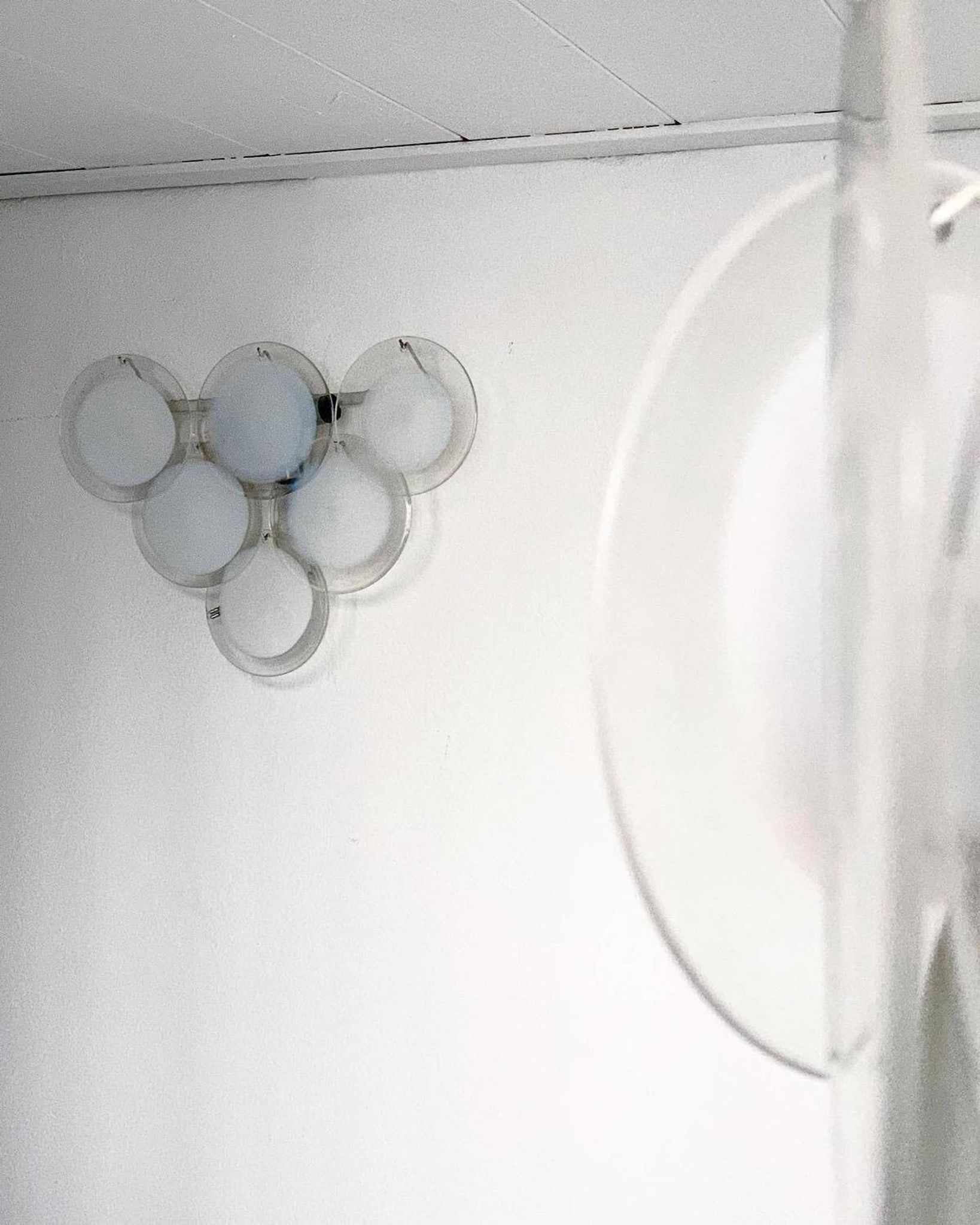 Rare Set of Two Murano Glass Sconces and One Pendant Chandelier by Gino Vistosi