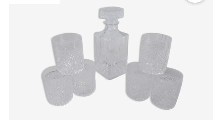 Carafe and whisky glasses set