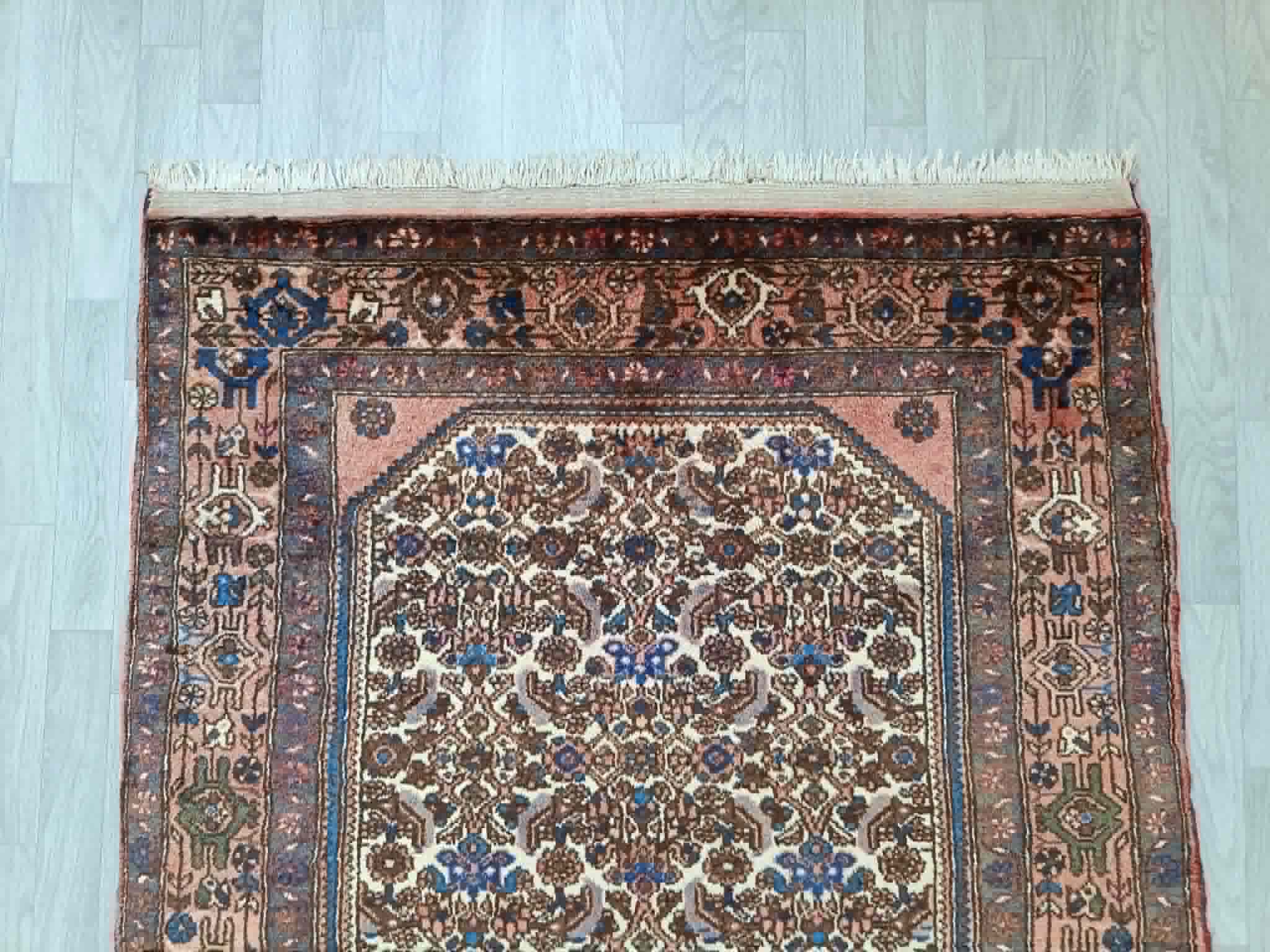 Handmade Hamadan Persian rug