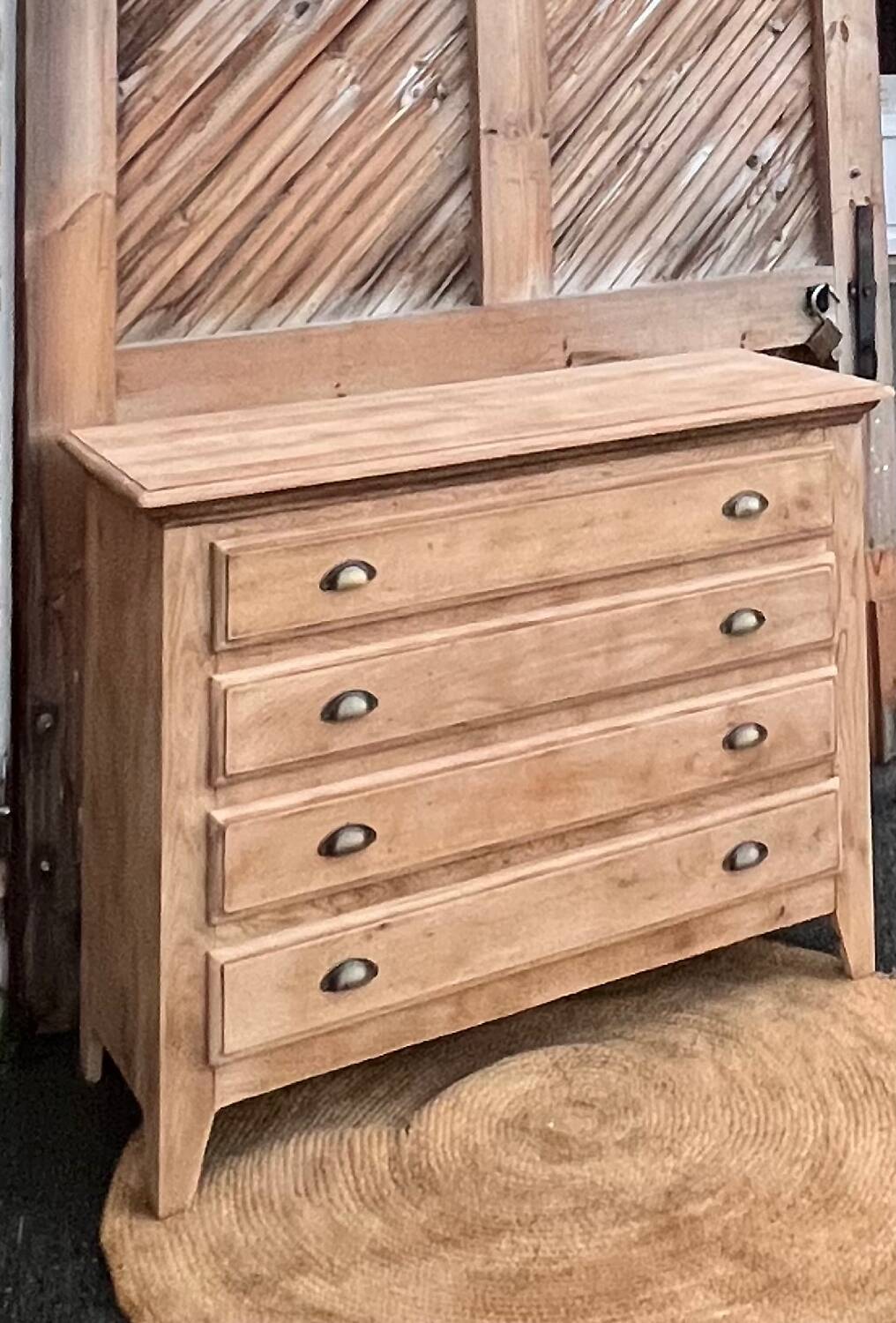 Commode ancienne vintage en chêne massif brut - pieds compas