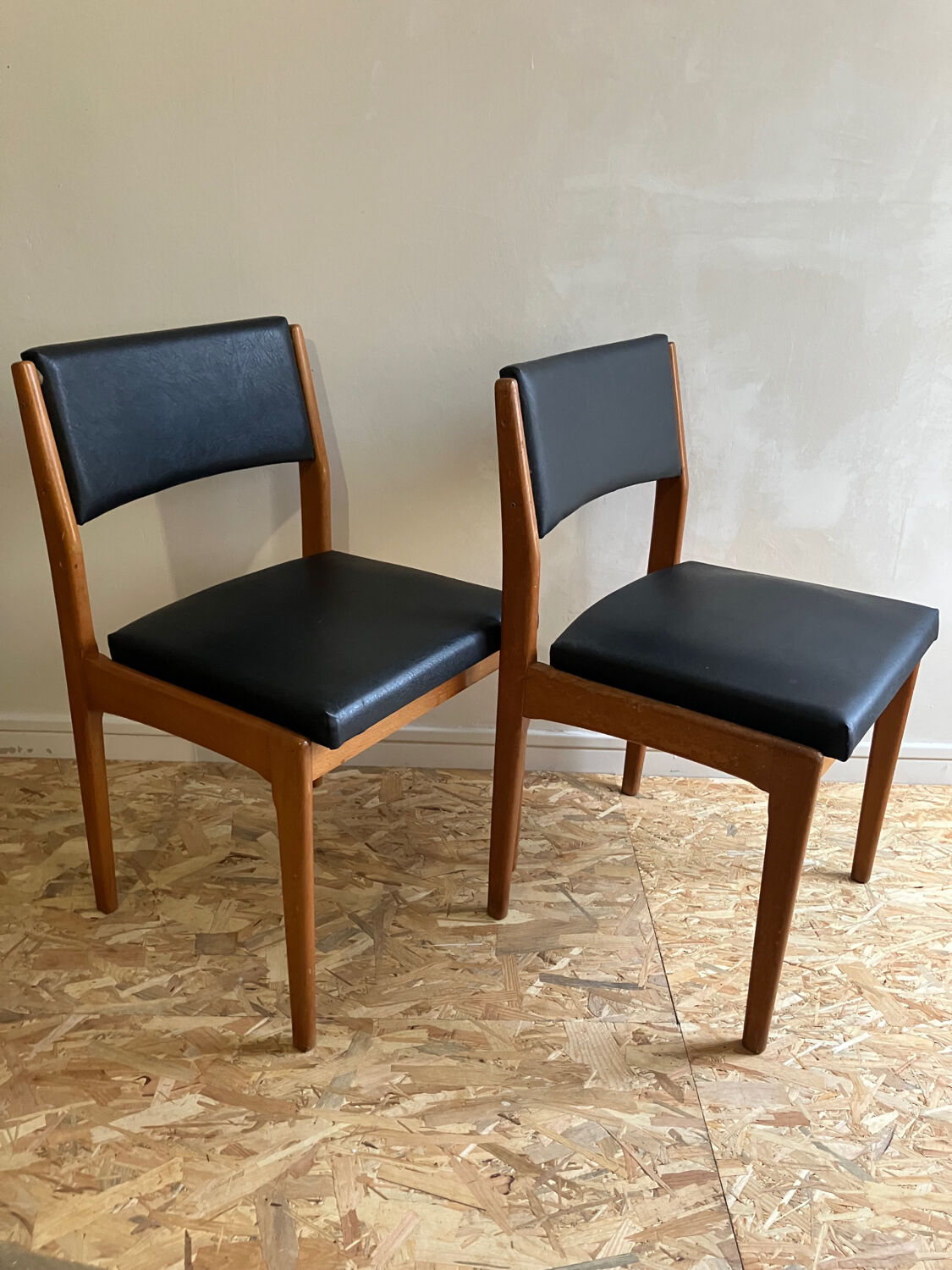 Set of 4 chairs