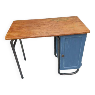 School desk