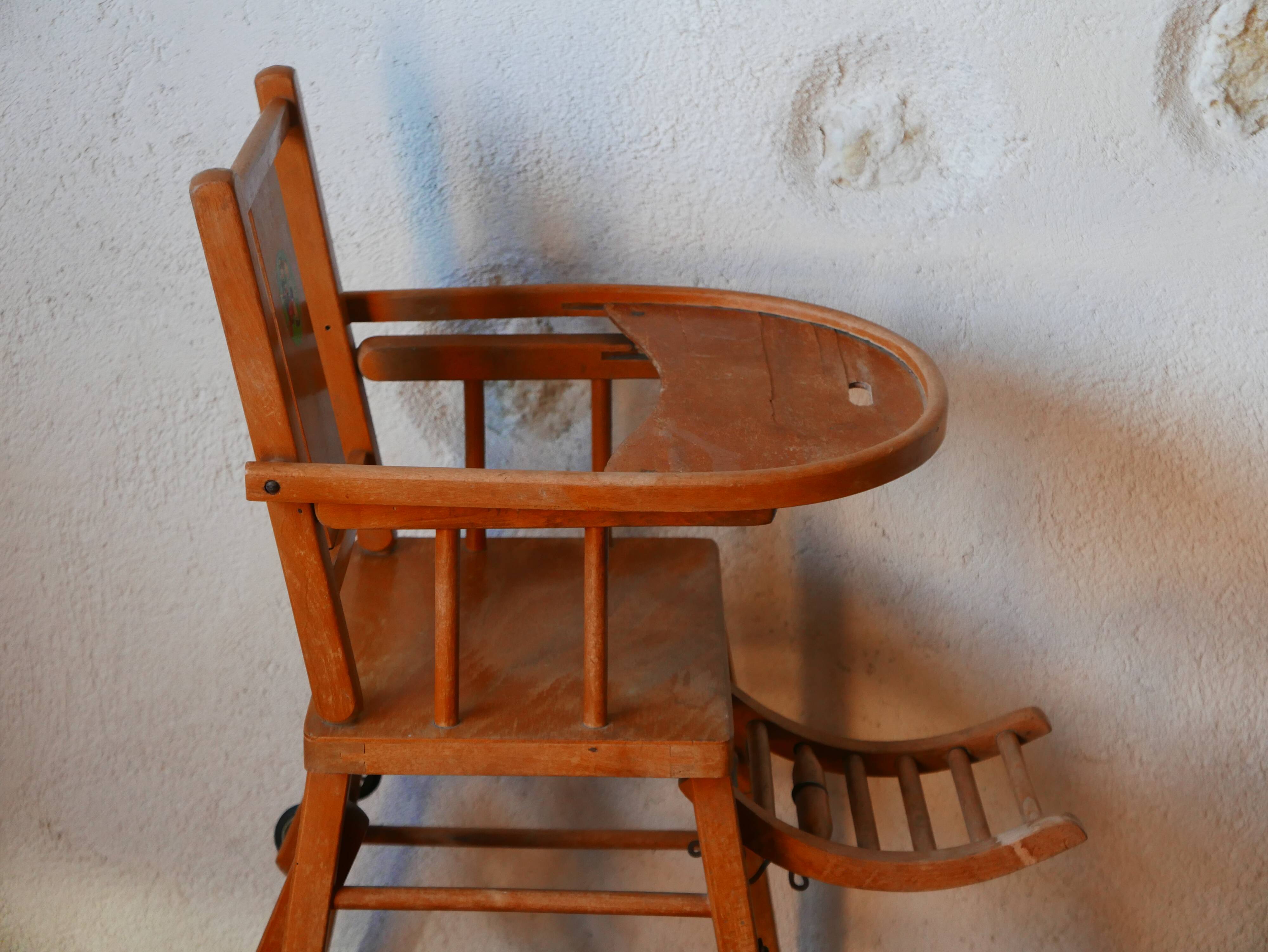 Chair high baby vintage