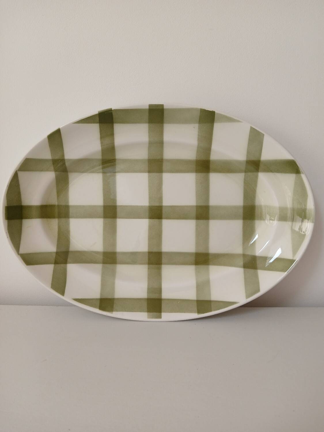 Moulin des Loups presentation dish tablecloth model