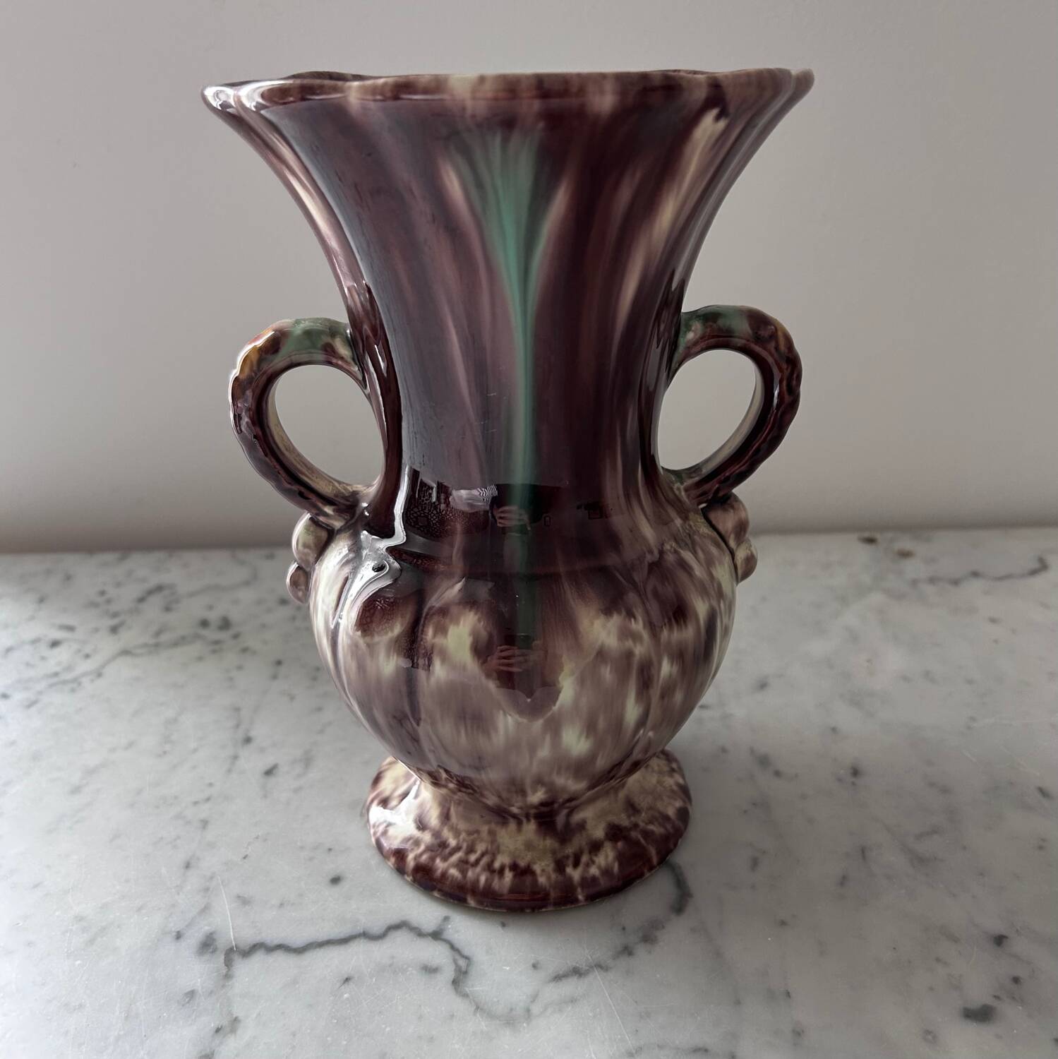 Retro handle vase