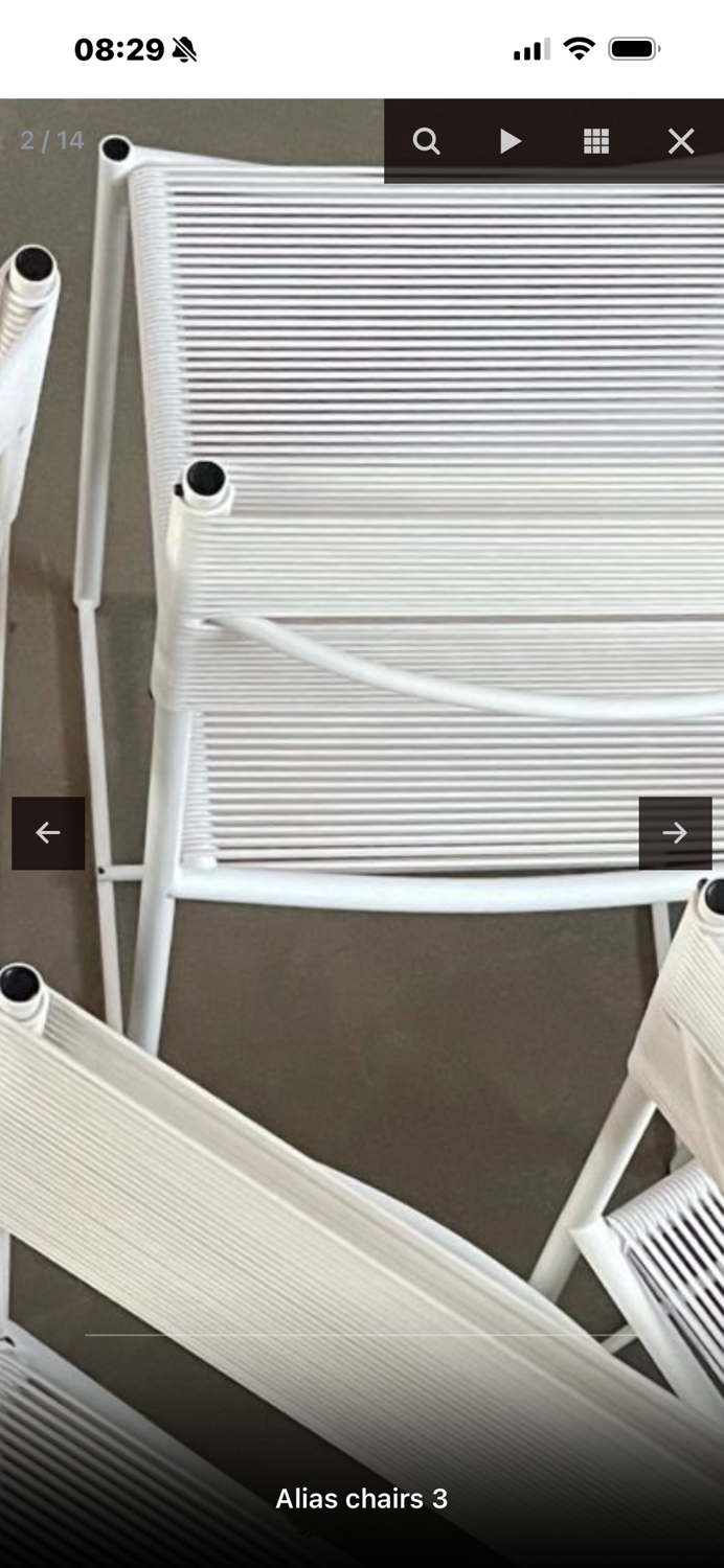 Chaise spaghetti pour Alias