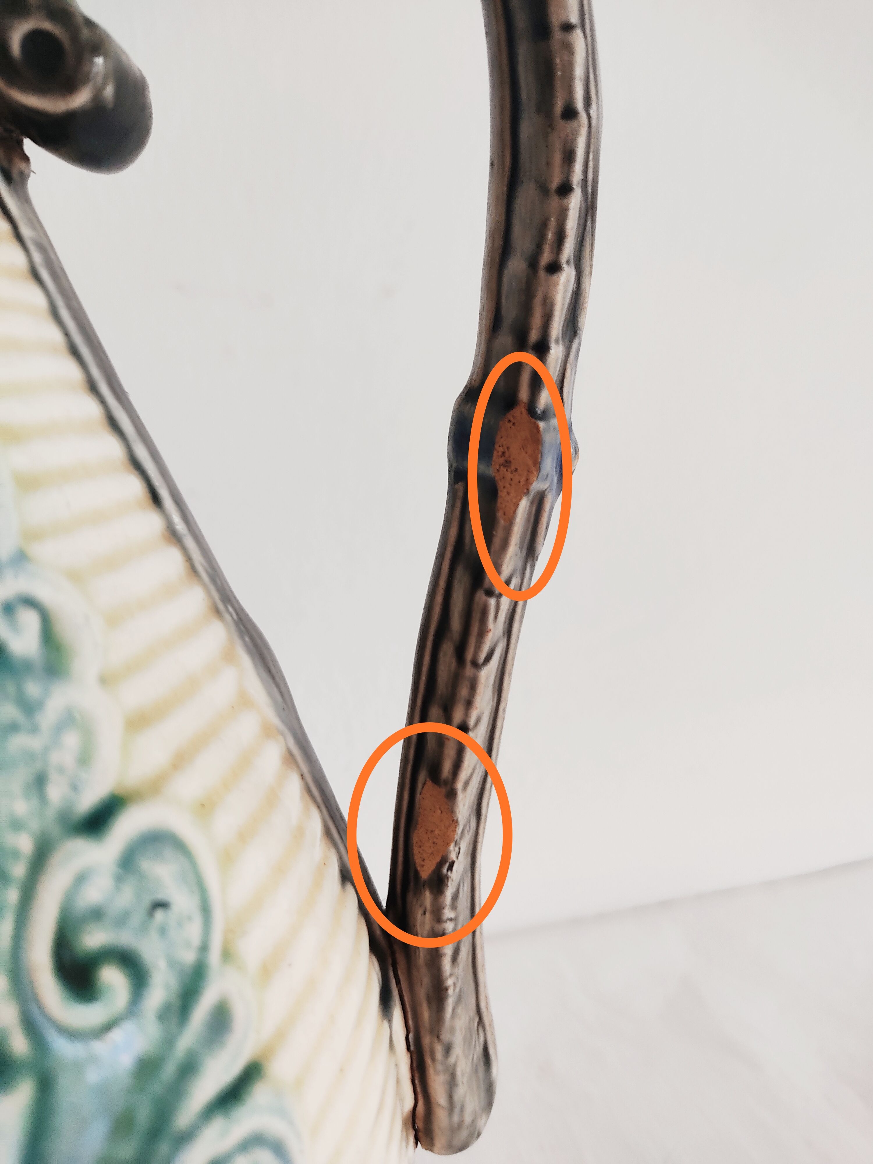 Pitcher dabbling around 1900