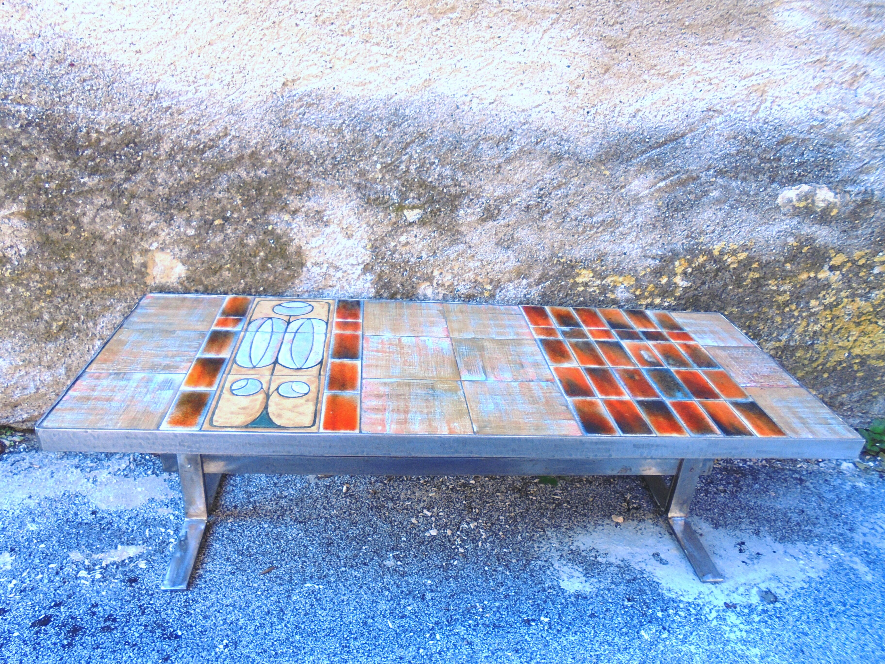 Vintage coffee table circa 1970
