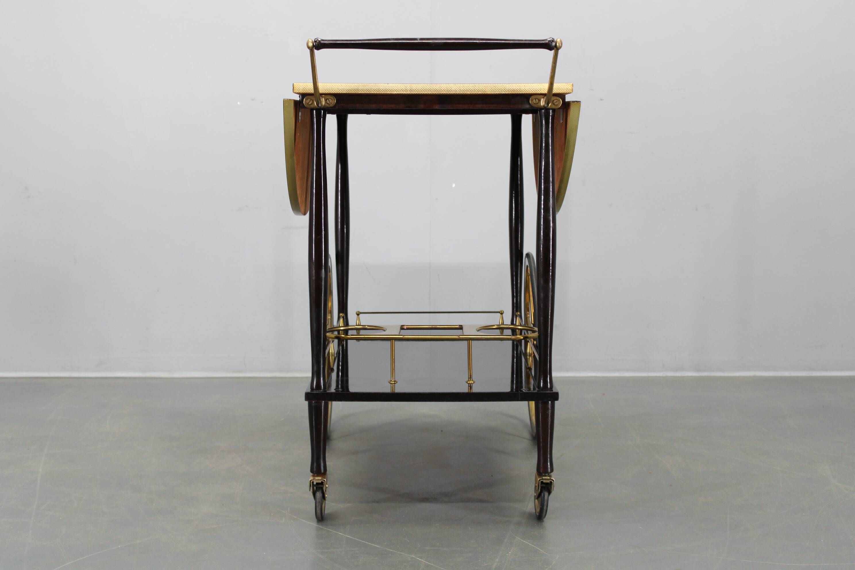 Italian mid-century bar cart with folding leaves, brass and wood