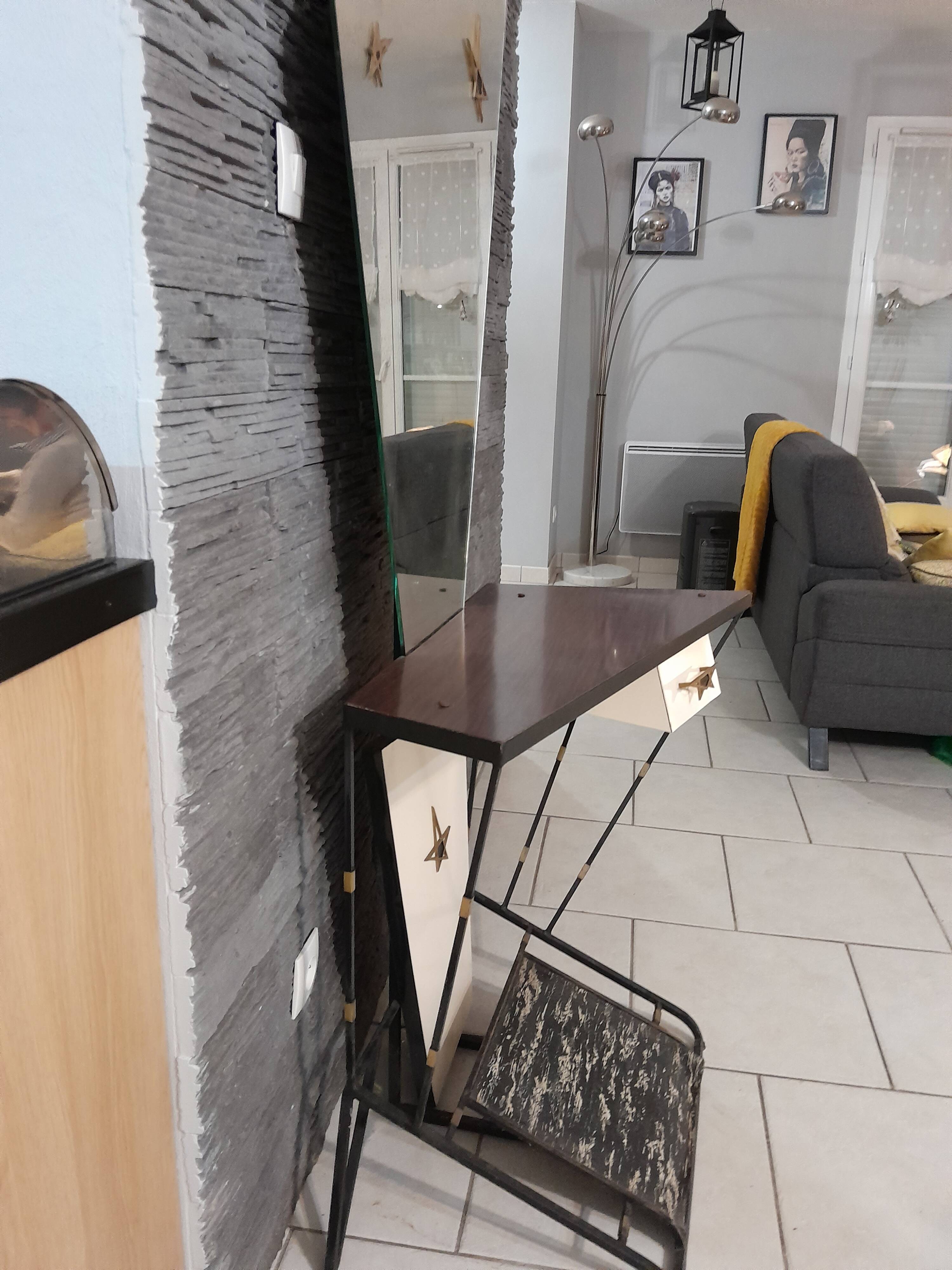 Vintage hairdresser's dressing table from the 50s rockabilly Formica barber