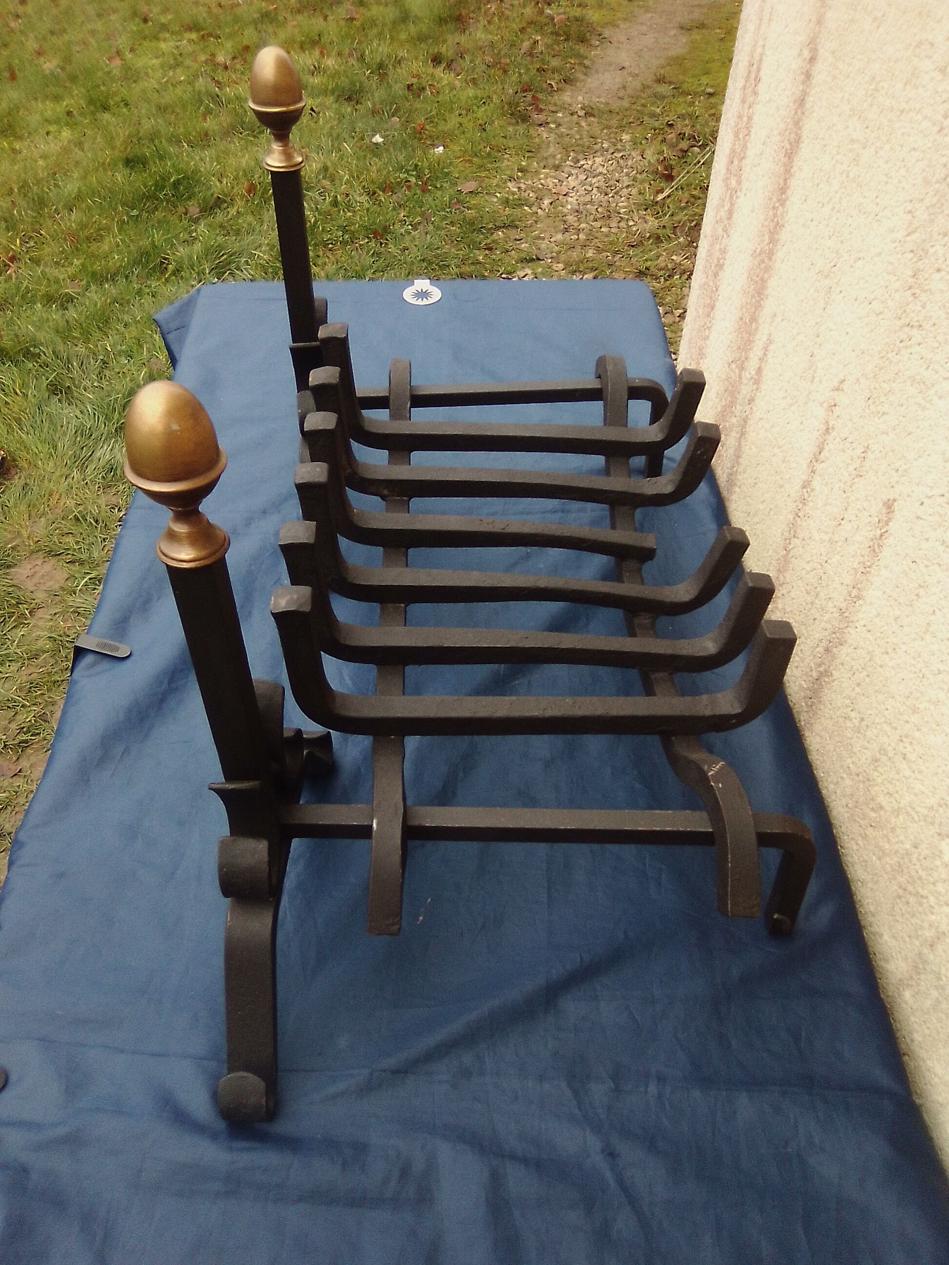 2 chenets with cast iron büche door grille for fireplace