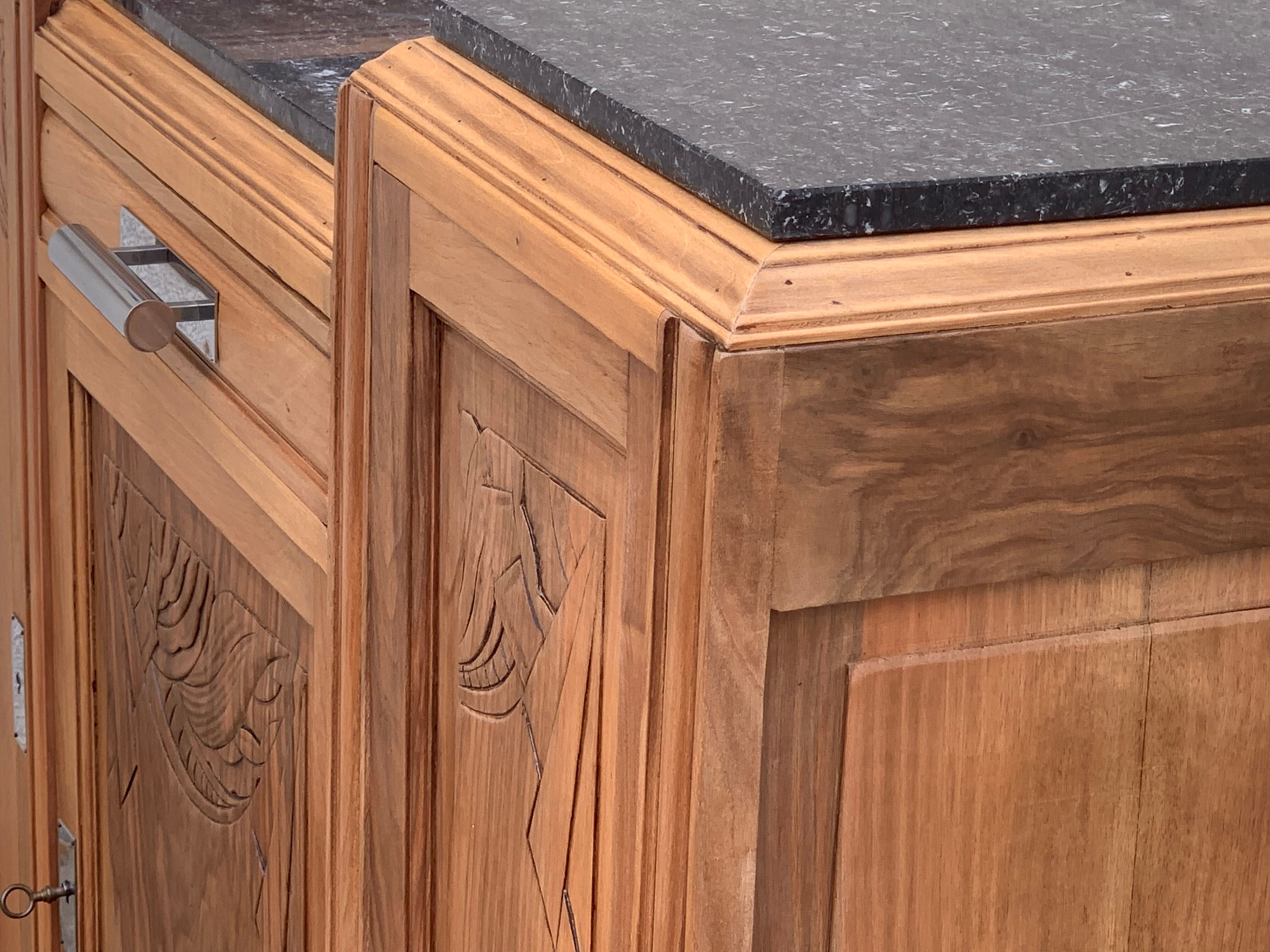 Parisian art deco buffet walnut brut massive 1920