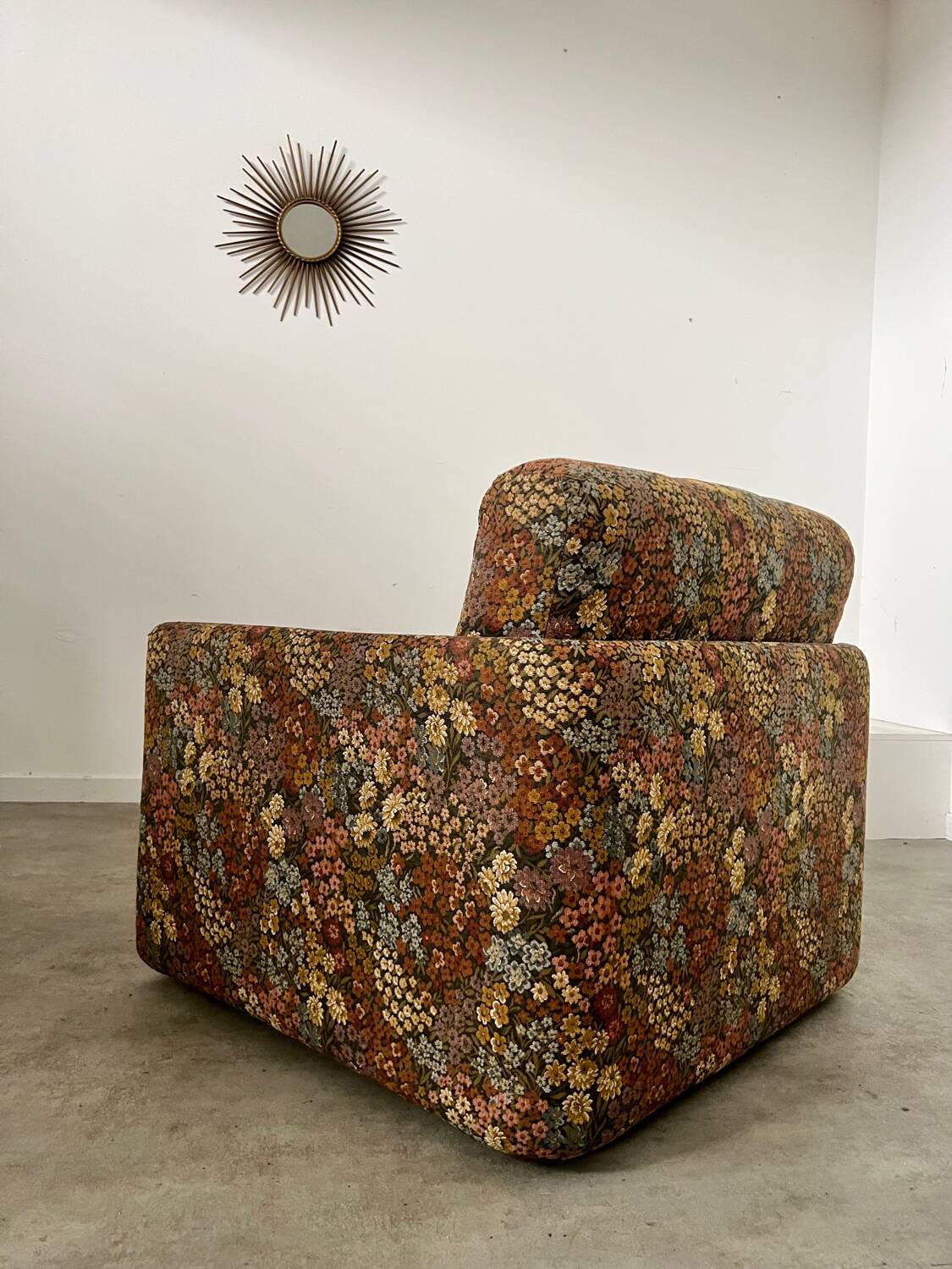 Old floral pattern armchair design Wittmann Austria Josef Hauffmann vintage