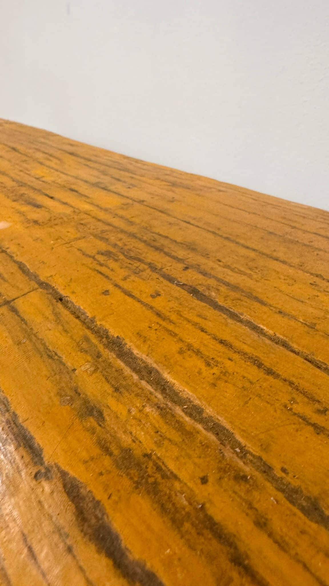 Banc hongrois patiné moutarde