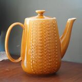 Ceramic teapot