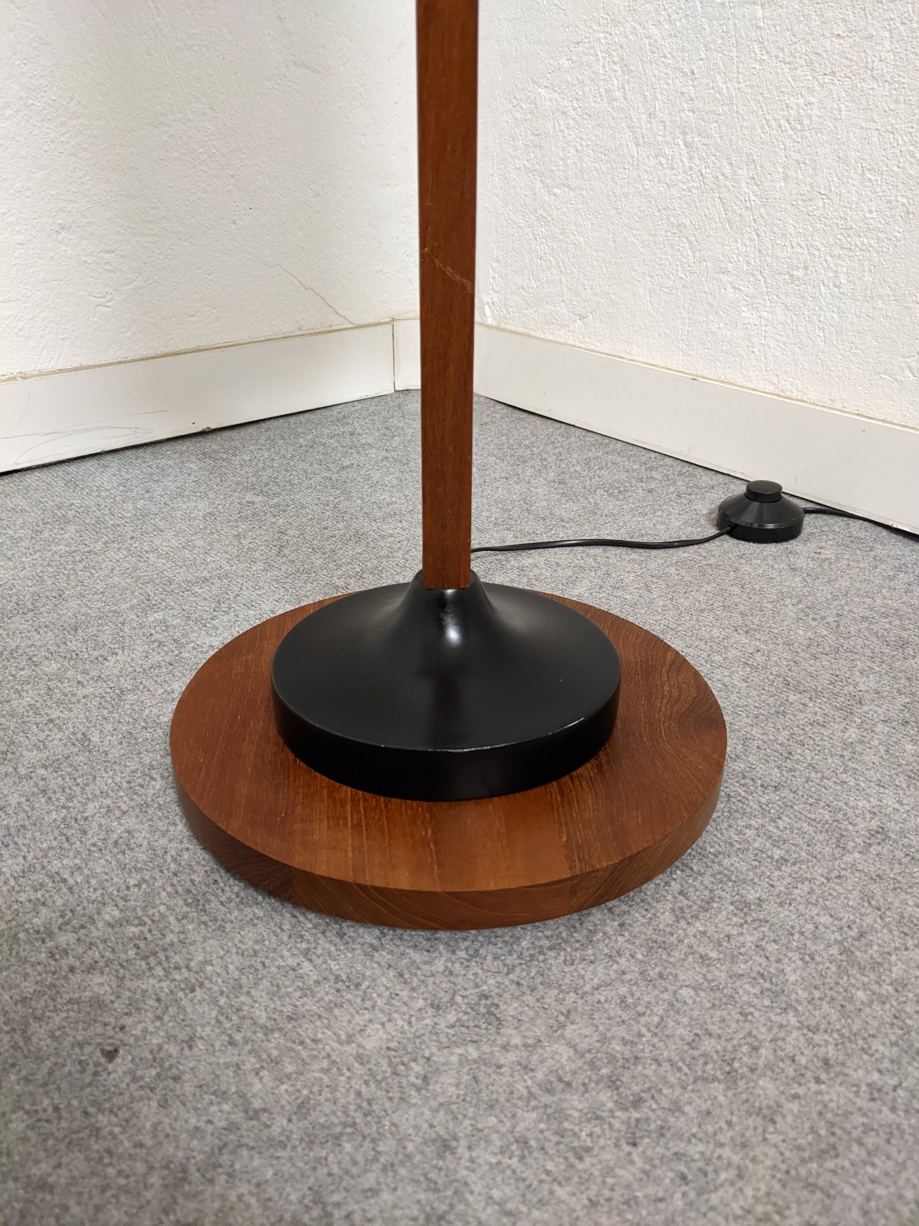 Danish floor lamp in teak and pearly resin from the 50s/60s