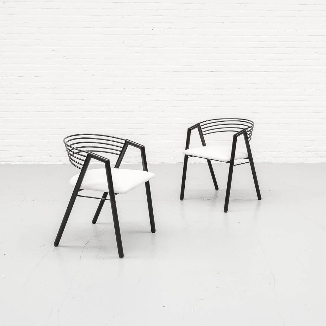 Ensemble de chaises de salle à manger postmodernes des années 1980