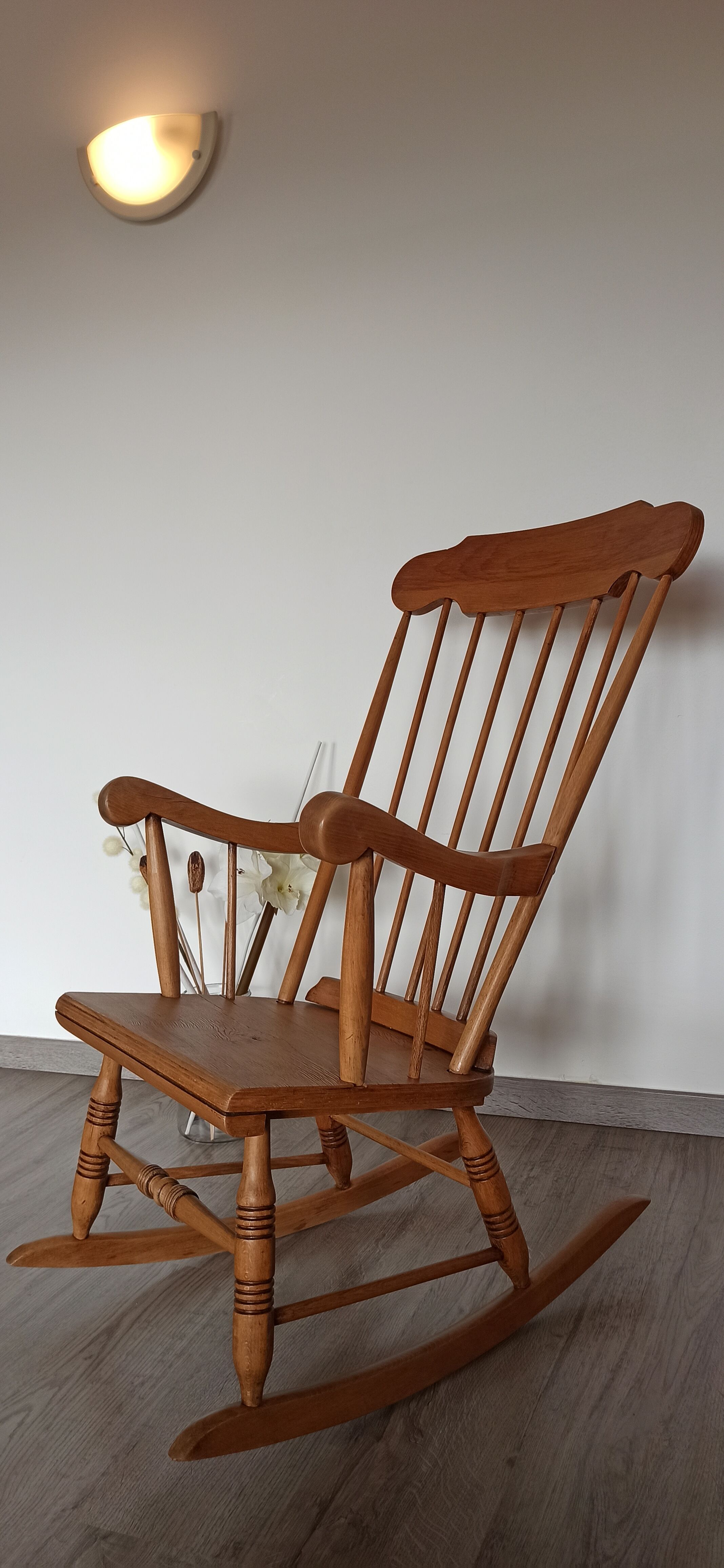Vintage rocking chair