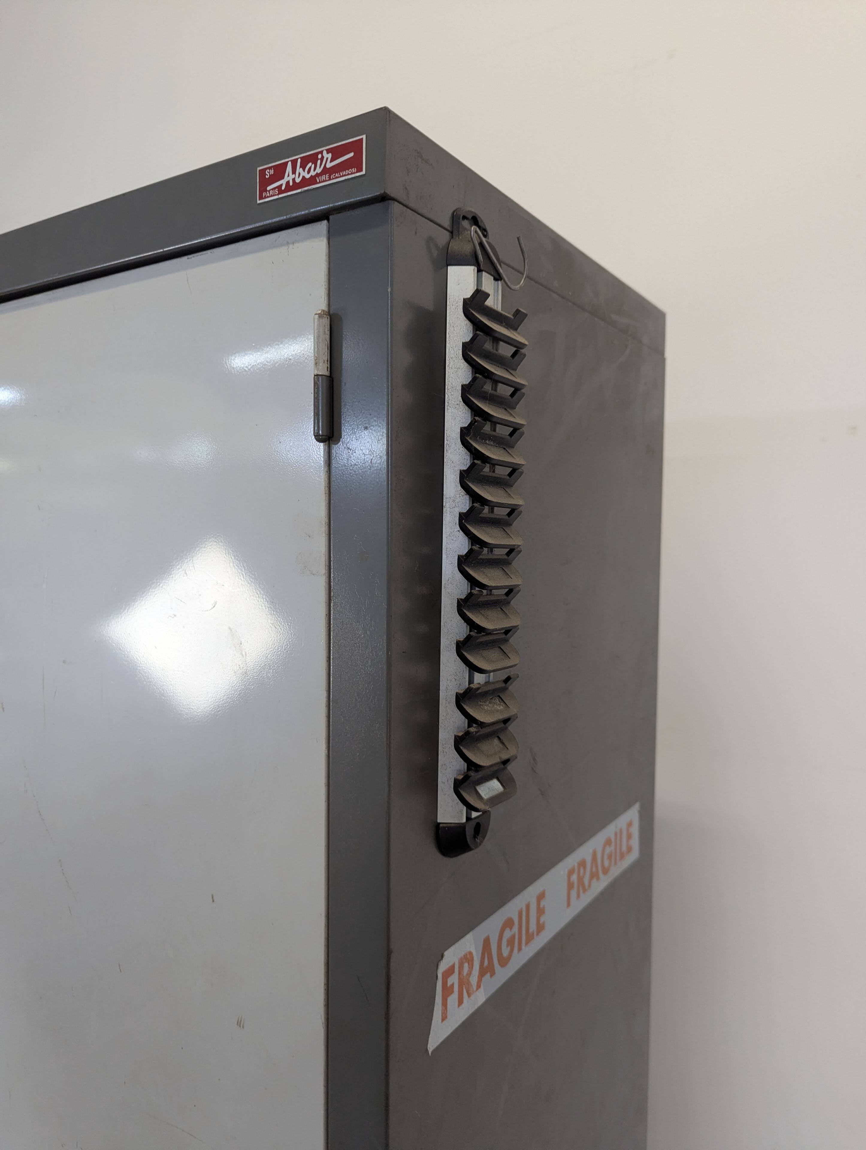 Armoire insdustrielle de la marque Abair